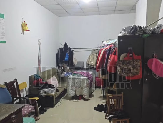 1744082575694875.png image.png